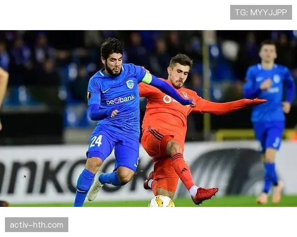 亨克进攻火力全开,本赛季表现亮眼引关注 亨克进攻火力全开,本赛季表现亮眼引关注