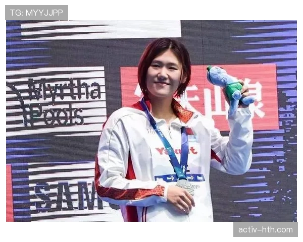 叶诗文训练完直接去奢侈品店扫货？